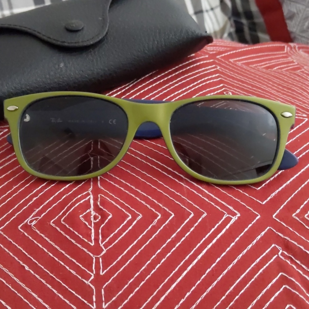 Ray Ban - Picture 2 of 4